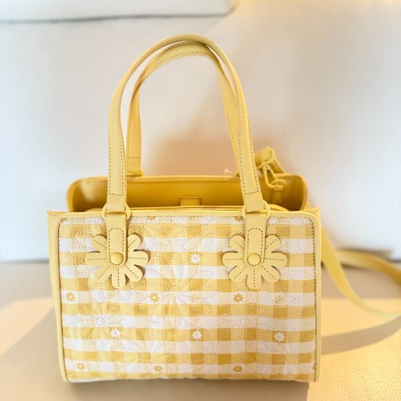 Betsey Johnson Daisy Floral XO Alfie Satchel / Crossbody bag w fluffy charm - Picture 4 of 7